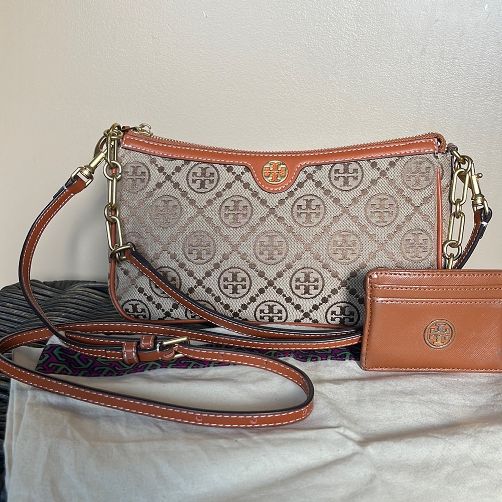 Tory Burch T - Monogram Studio Shoulder Bag